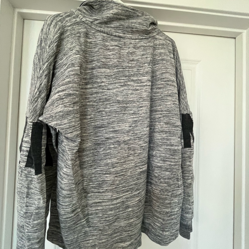 PINK pullover - Picture 5 of 5